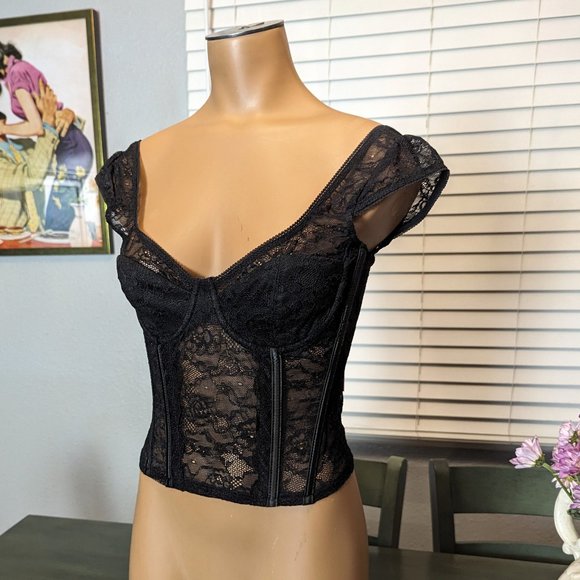 Tops - Lacey Corset Top - Size Small